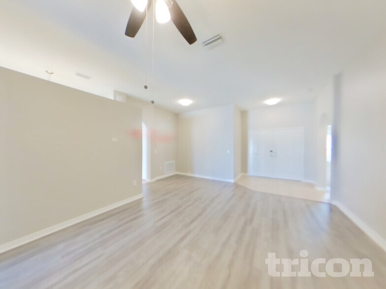 Building Photo - 13017 Brant Tree Dr