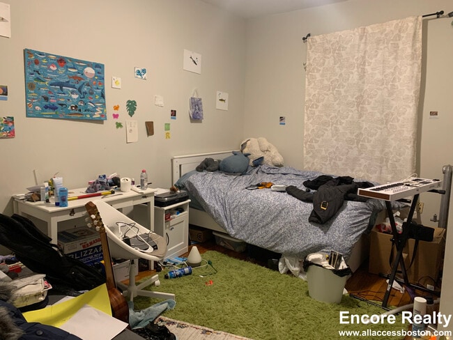 Building Photo - 38 Hemenway St