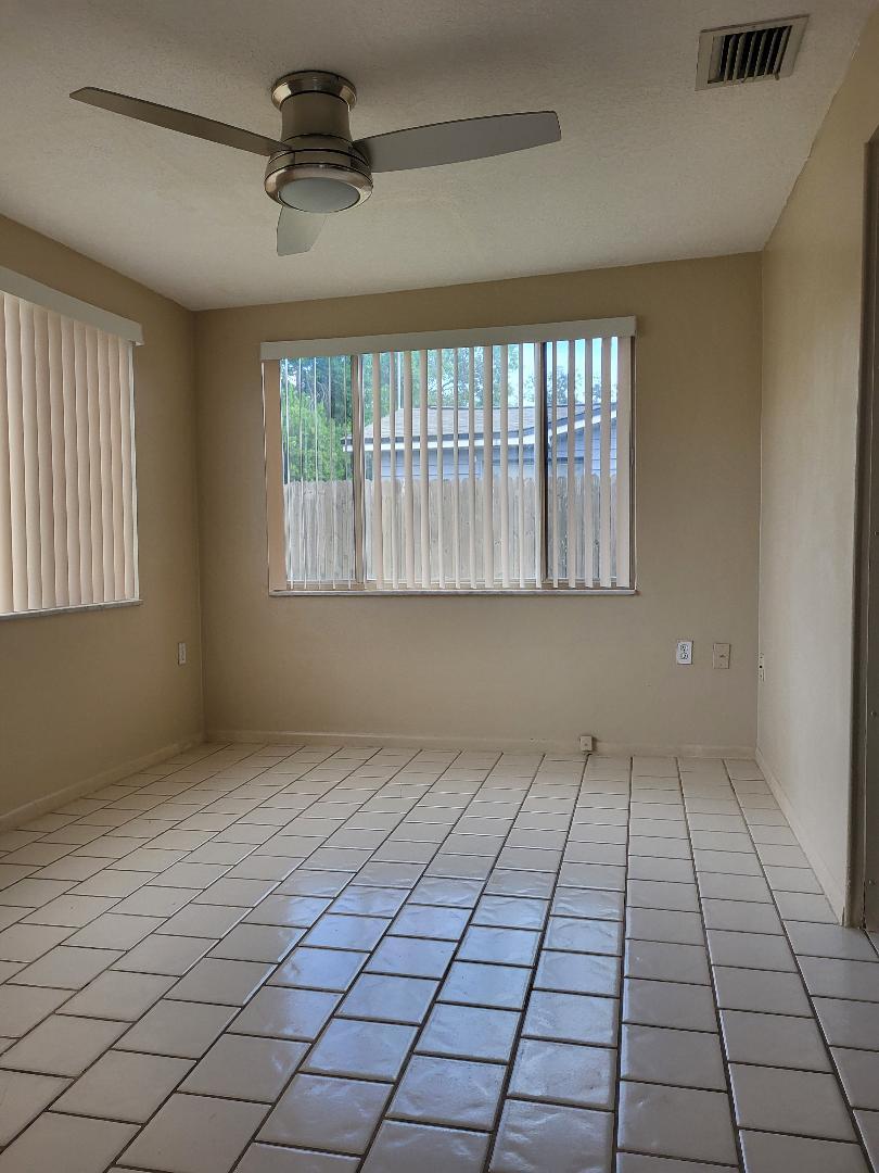 Office Room - 1440 Brixton Ln