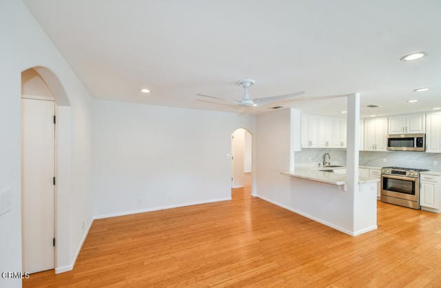 Building Photo - 630 N Niagara St