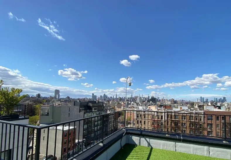 Building Photo - 290 Union Ave