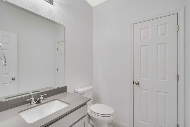 Building Photo - 17629 Shafer Dr