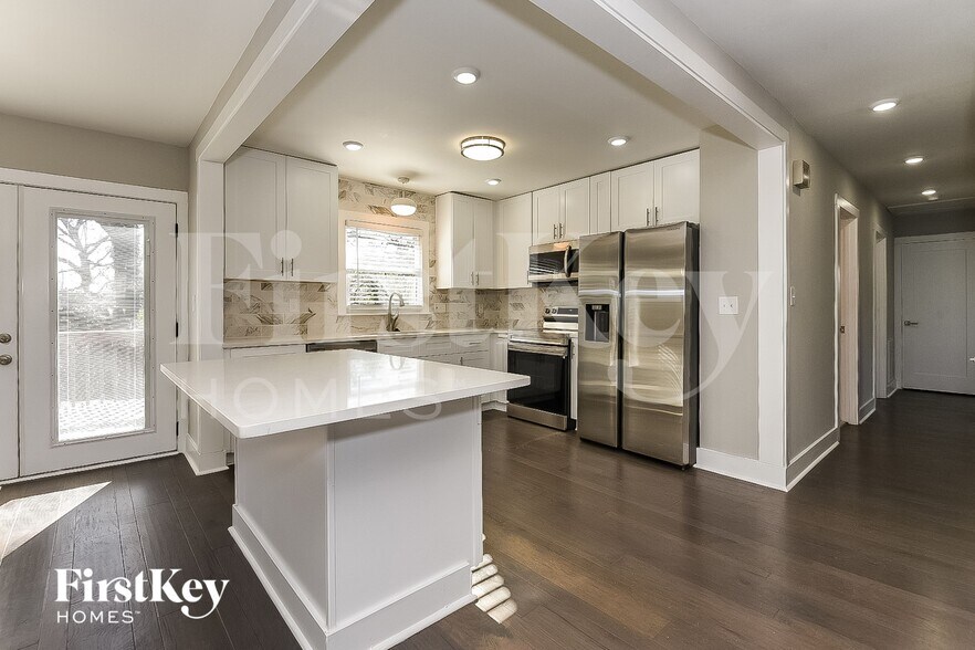 Building Photo - 4222 Abilene Ct