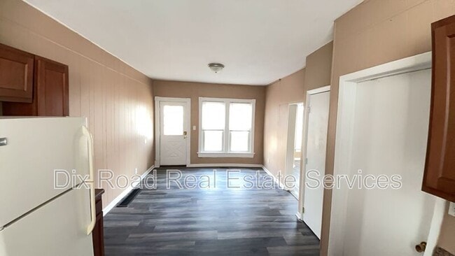 Building Photo - 1715 Warner Ave