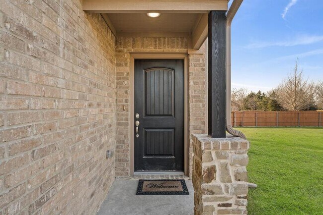 Building Photo - 6801 Jade Dr