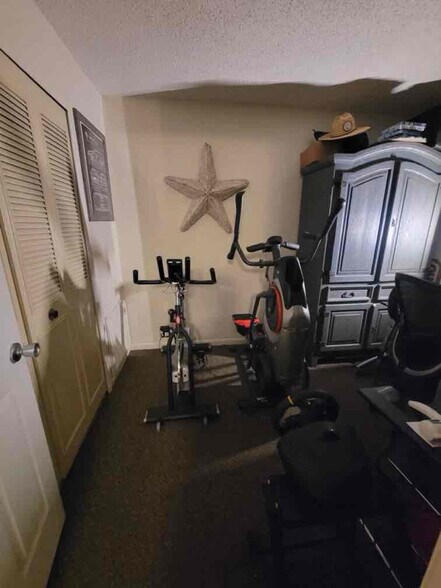 Building Photo - 2257 Palmwood Dr