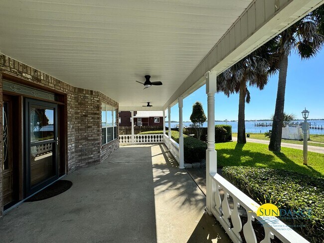 Building Photo - Welcome to Your Dream Waterfront Home!