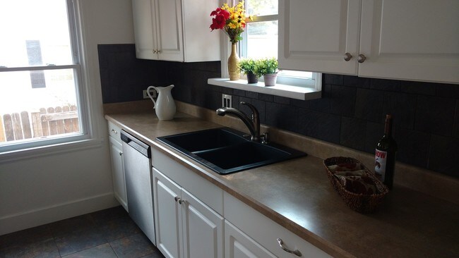 Building Photo - 2317 S Downing St