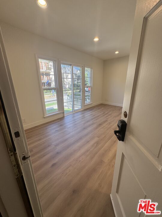 Building Photo - 137 Crescent Dr