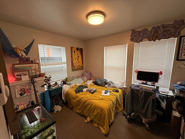 Building Photo - 1217/1219 Billy Frank Jr St