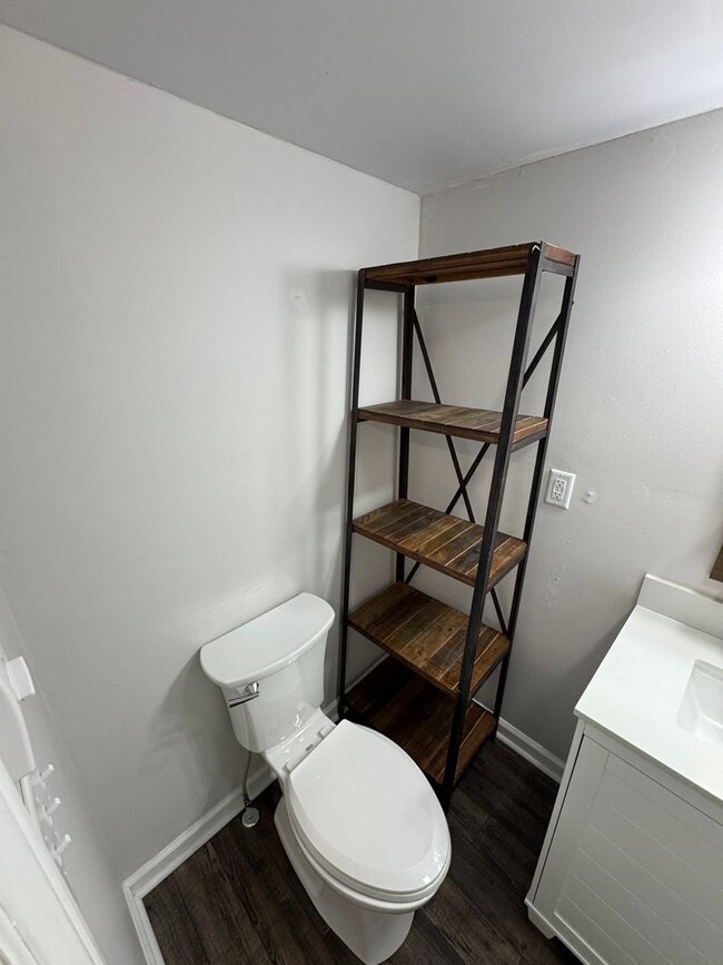 Building Photo - byrds219