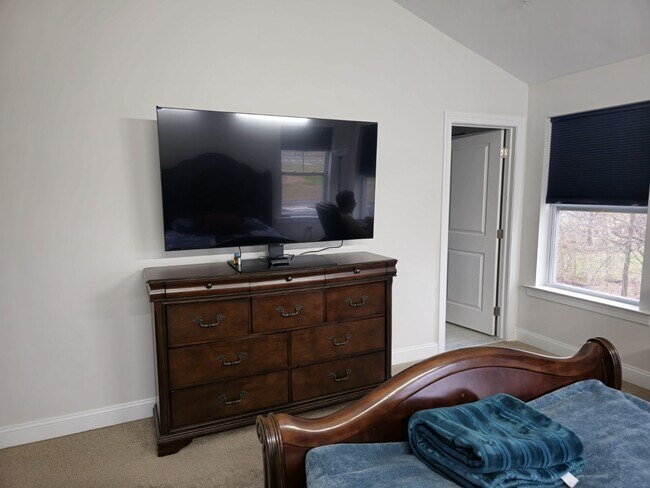 Building Photo - 100 Everleigh Dr