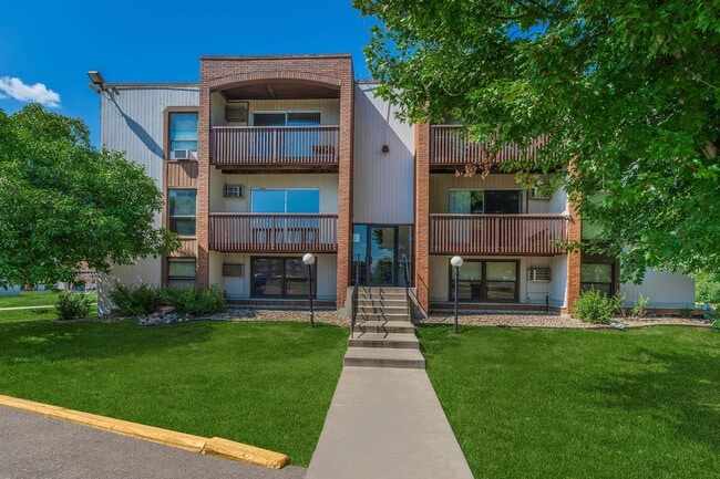 Building Photo - Holiday Acres Apartments