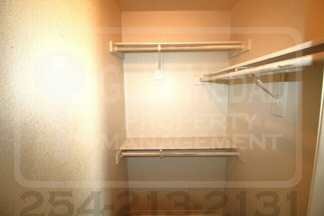 Building Photo - 3410 Cantabrian Dr