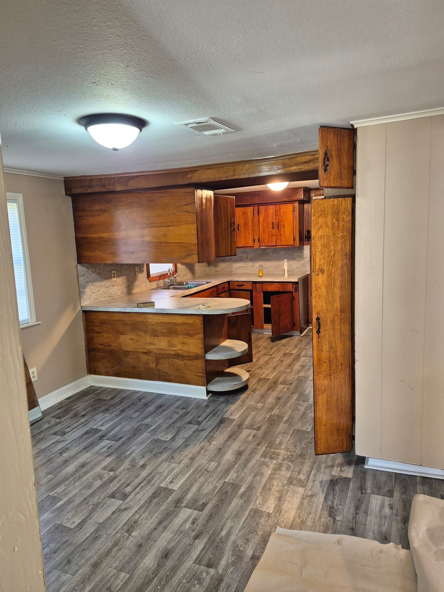 Dinning and kitchen - 505 Carlton Ave