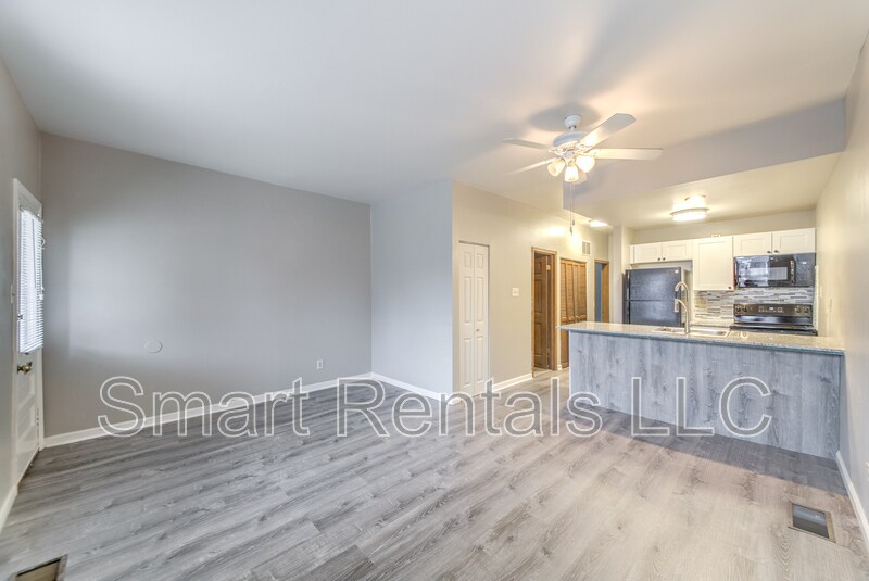 Building Photo - 3823 McRee Ave