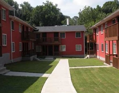 Building Photo - 176 Troy St