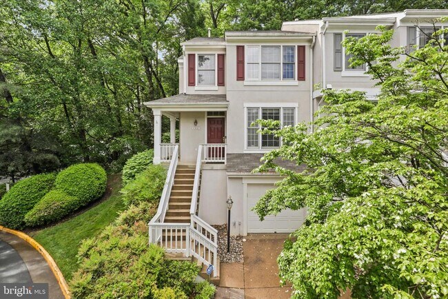 Building Photo - 11300 Fairwind Way