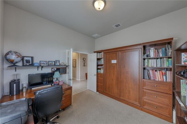 Building Photo - 8200 Cannon Ct