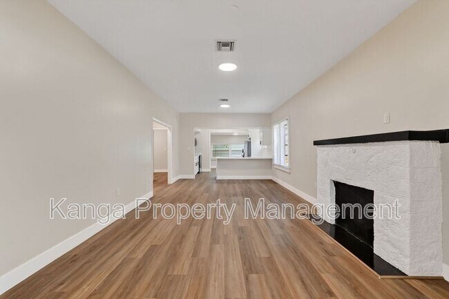 Building Photo - 3714 Morton Ave