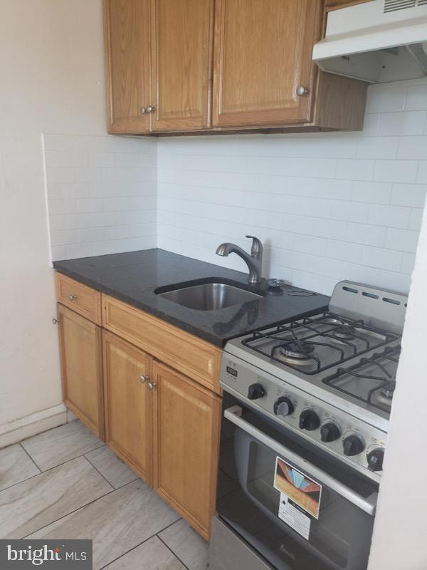 Building Photo - 6718 Frankford Ave