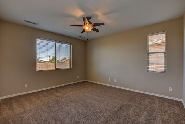 Building Photo - Beautiful home in Prescott