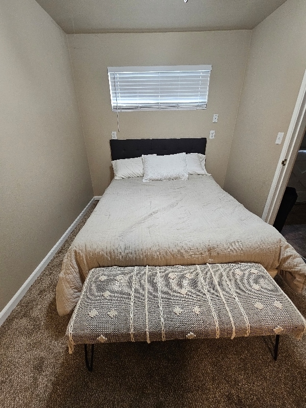 Building Photo - 590 Dee Ct