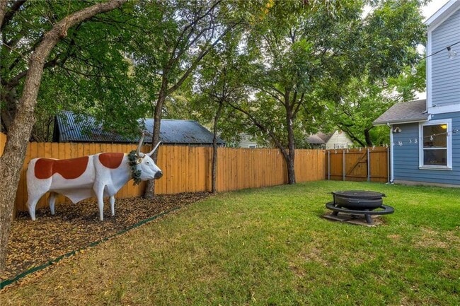 Building Photo - 1110 Concordia Ave