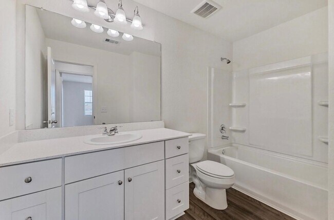 Building Photo - 27235 Blue Pool Dr
