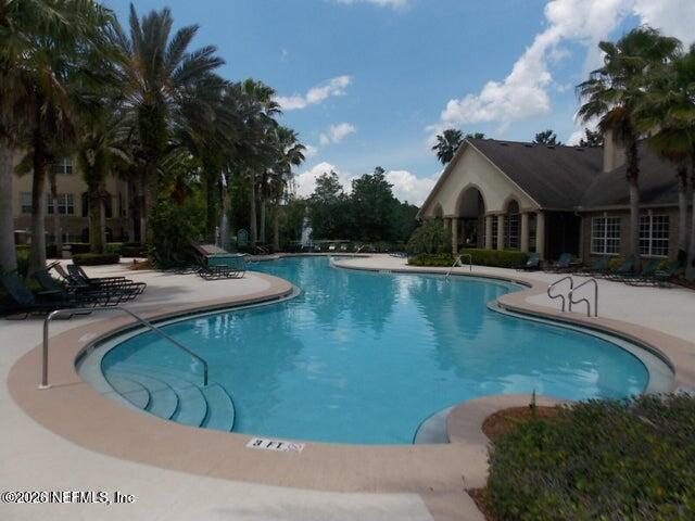 Building Photo - 7800 Point Meadows Dr