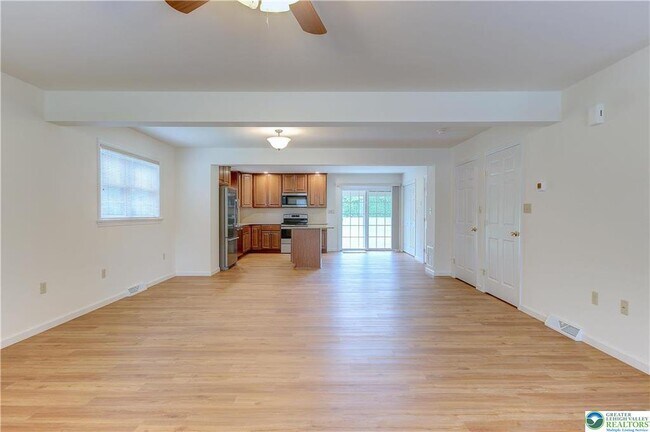 Building Photo - 1057 Decatur St