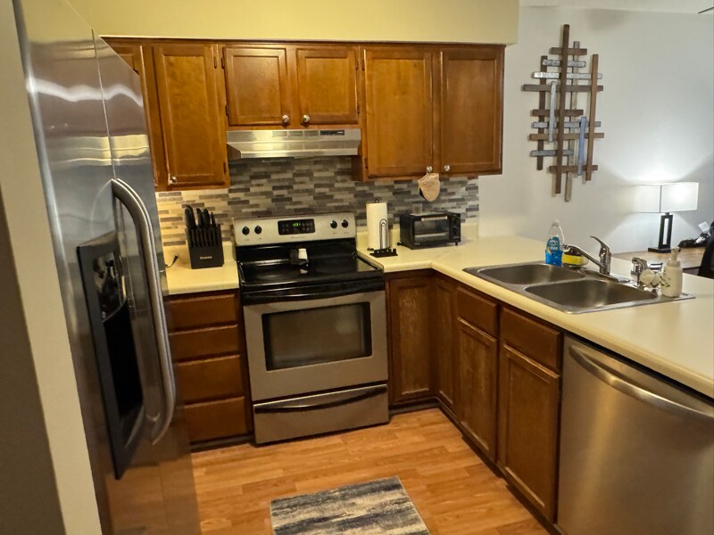 Building Photo - 2724 S 17th St