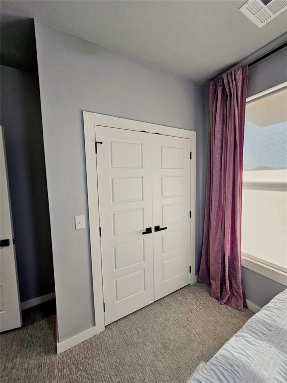 Building Photo - 1615 NE 9th St