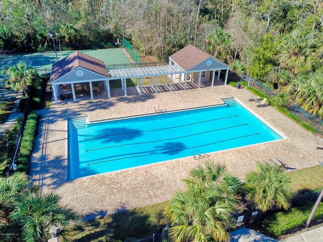 Building Photo - 442 Big Tree Rd