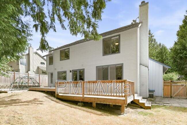 Building Photo - 23408 NE 29th Pl