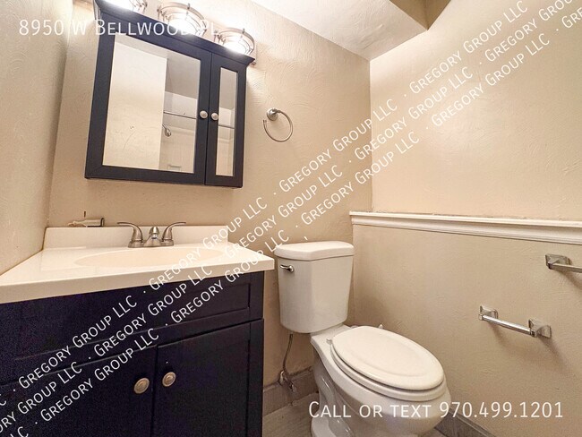 Building Photo - 8950 W Bellwood Pl