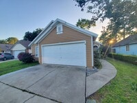 Building Photo - 129 Edgewater Cir