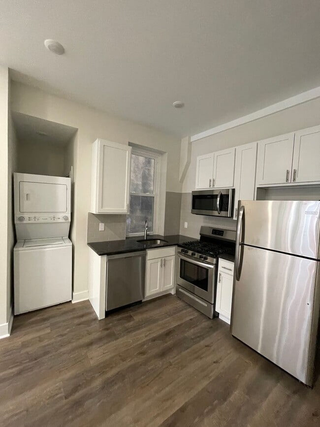 Building Photo - 507 Christian St