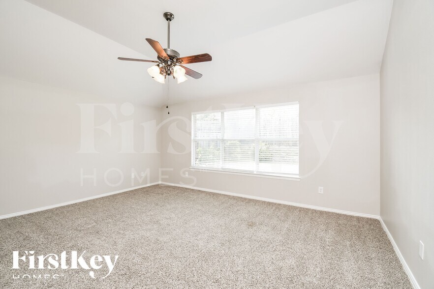 Building Photo - 403 Canadian Trail