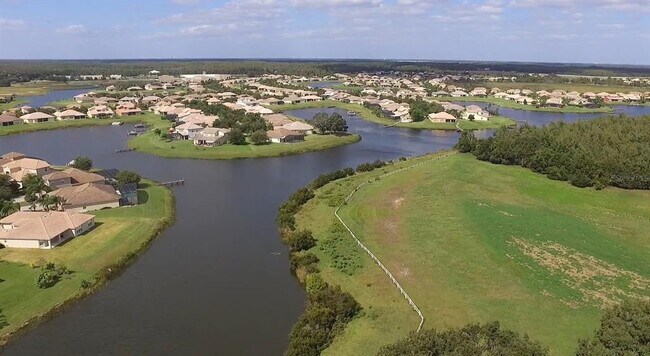 Building Photo - 1408 Lanier Point Pl