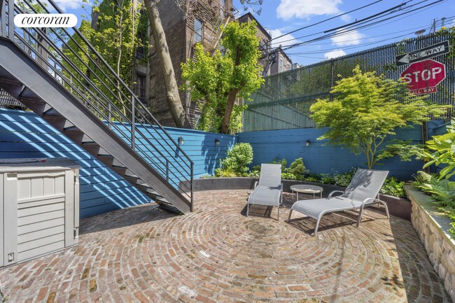 Building Photo - 149 Stuyvesant Ave