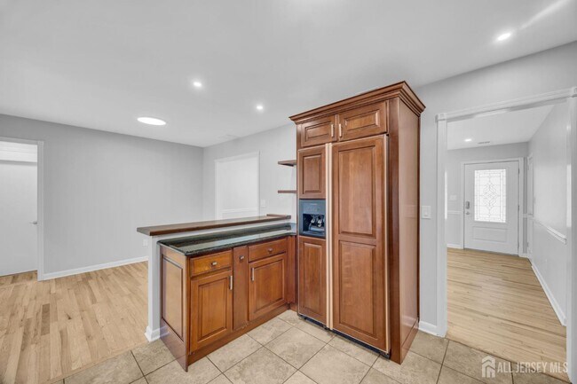 Building Photo - 1430 Kearney Dr