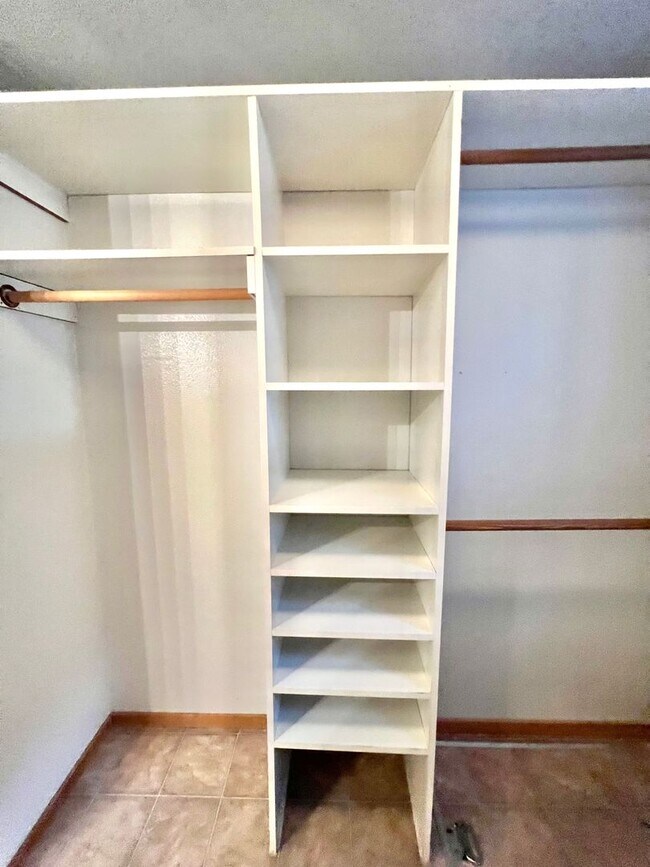 Building Photo - Cozy Grey Hawk Condo by COCC!