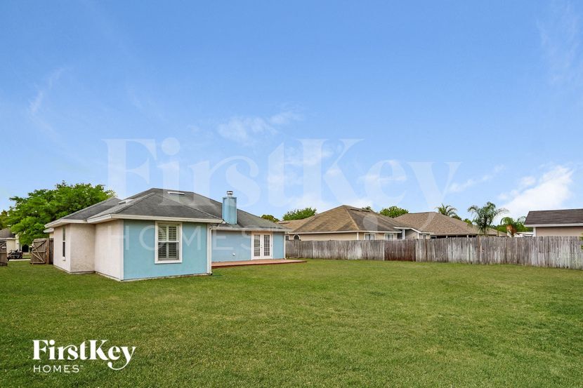 Building Photo - 3321 Citation Dr