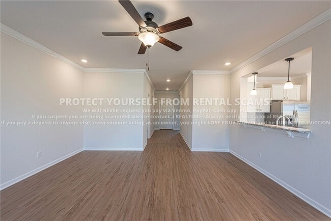 Building Photo - 411 Coconut Ln