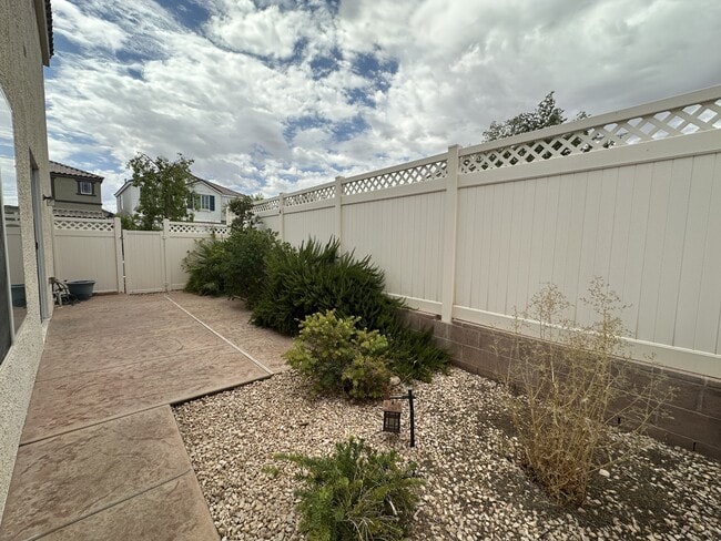 Building Photo - 6294 Tillman Crest Ave