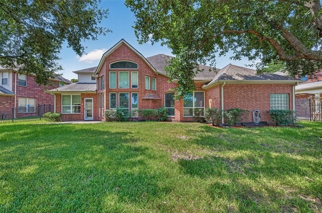 Building Photo - 16411 Canyon Chase Dr