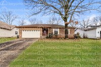 Building Photo - This Cozy 3 bedroom / 2 full bath and 1,42...