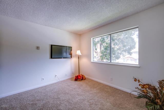 Building Photo - 2646 Tiller Ave
