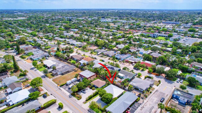 Building Photo - 1425 N Federal Hwy